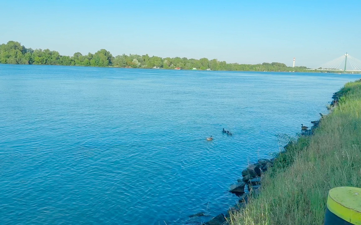 蓝色多瑙河:水上天堂,自然之美