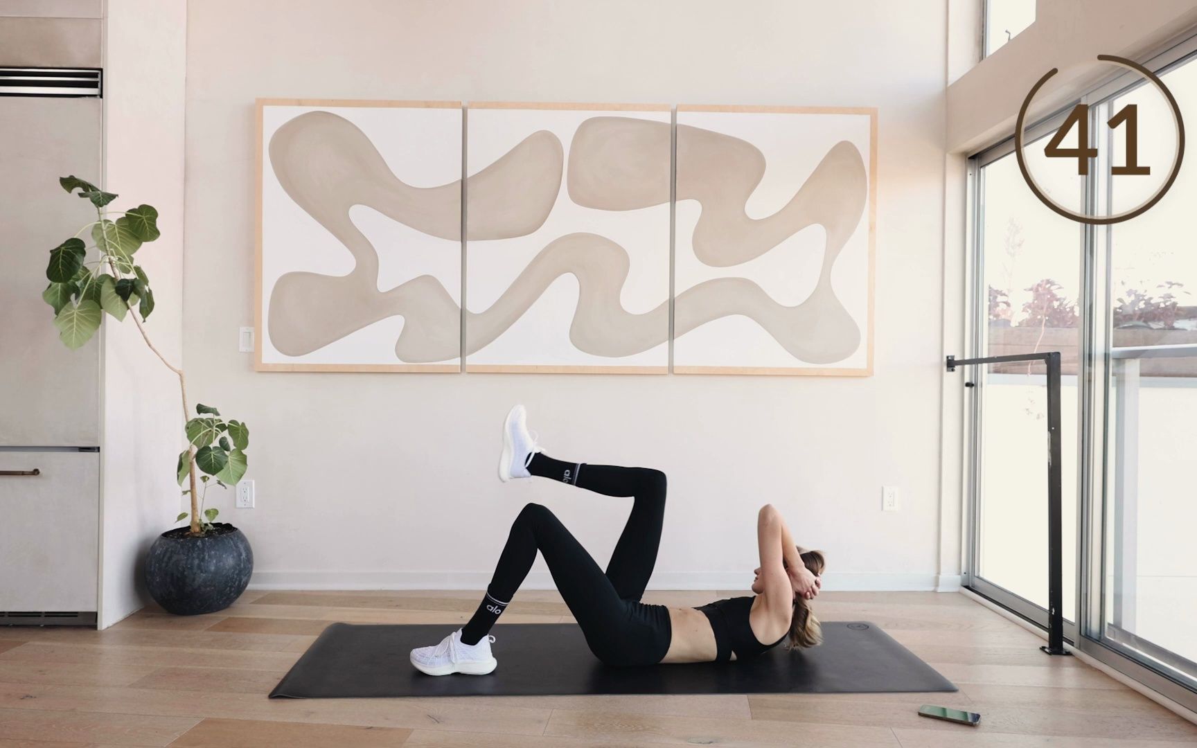 【塑形】维密超模小姐姐如何减肚子?9分钟瘦腰腹,躺着练小蛮腰