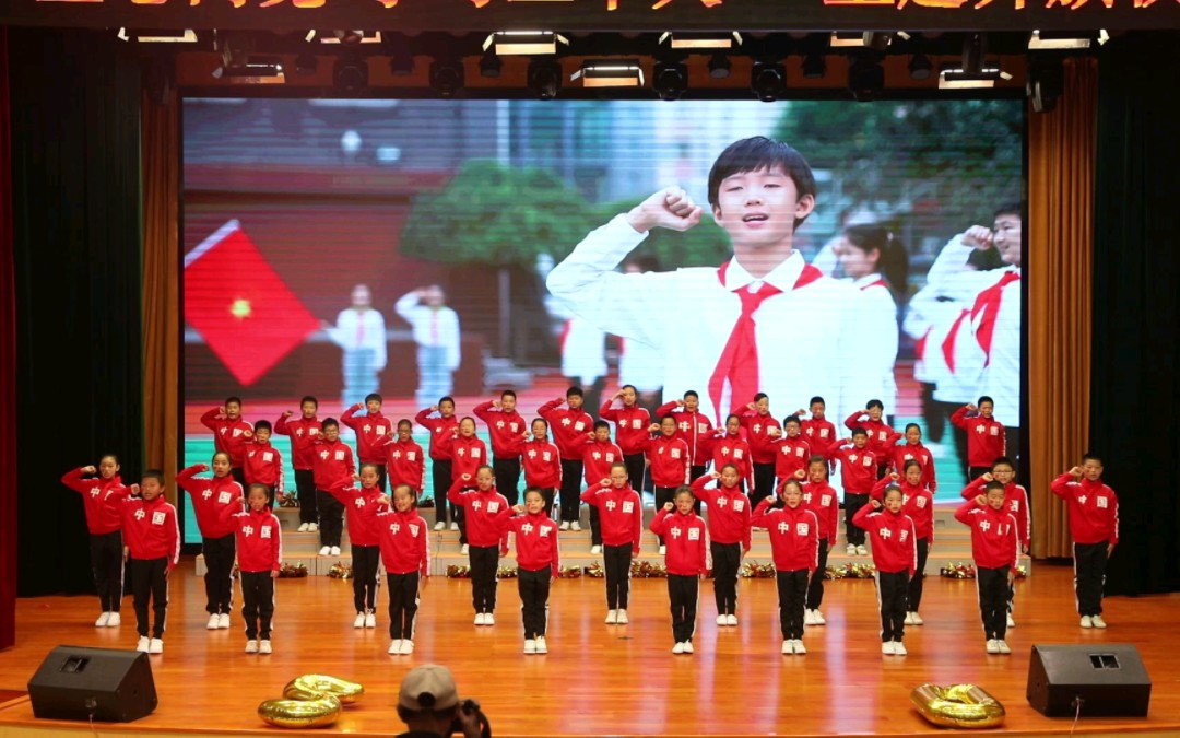 常州二实小四(3)童鹰中队,歌舞表演《祖国有我》哔哩哔哩bilibili