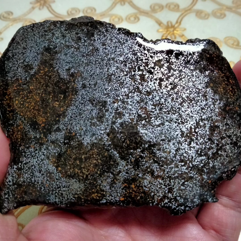 中铁陨石诠释的爱情:尔侬我侬,忒煞情多,情多处,热似火.