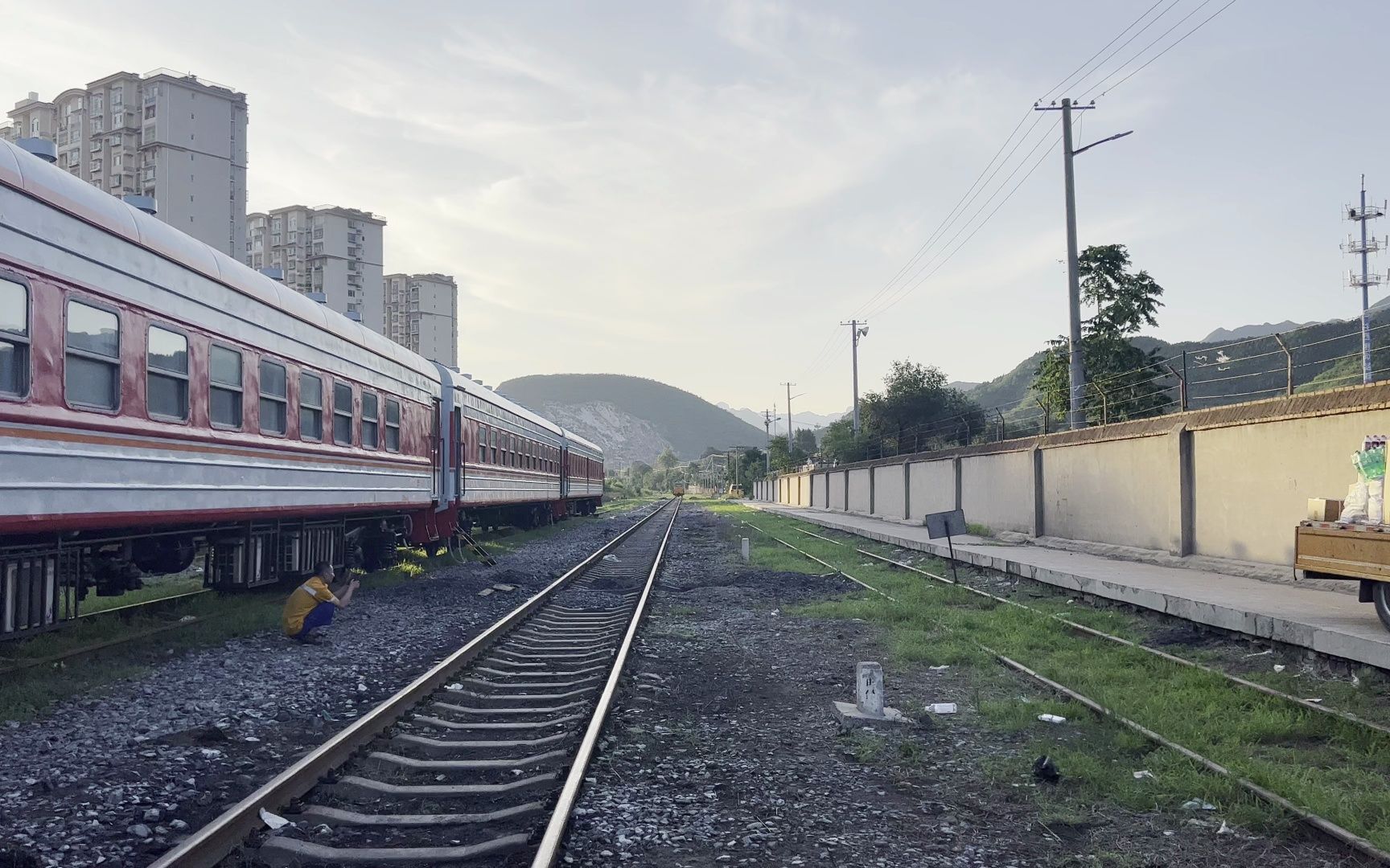 7.25北京房山良陈铁路磁家务车站,大机段养路机械 宿营车