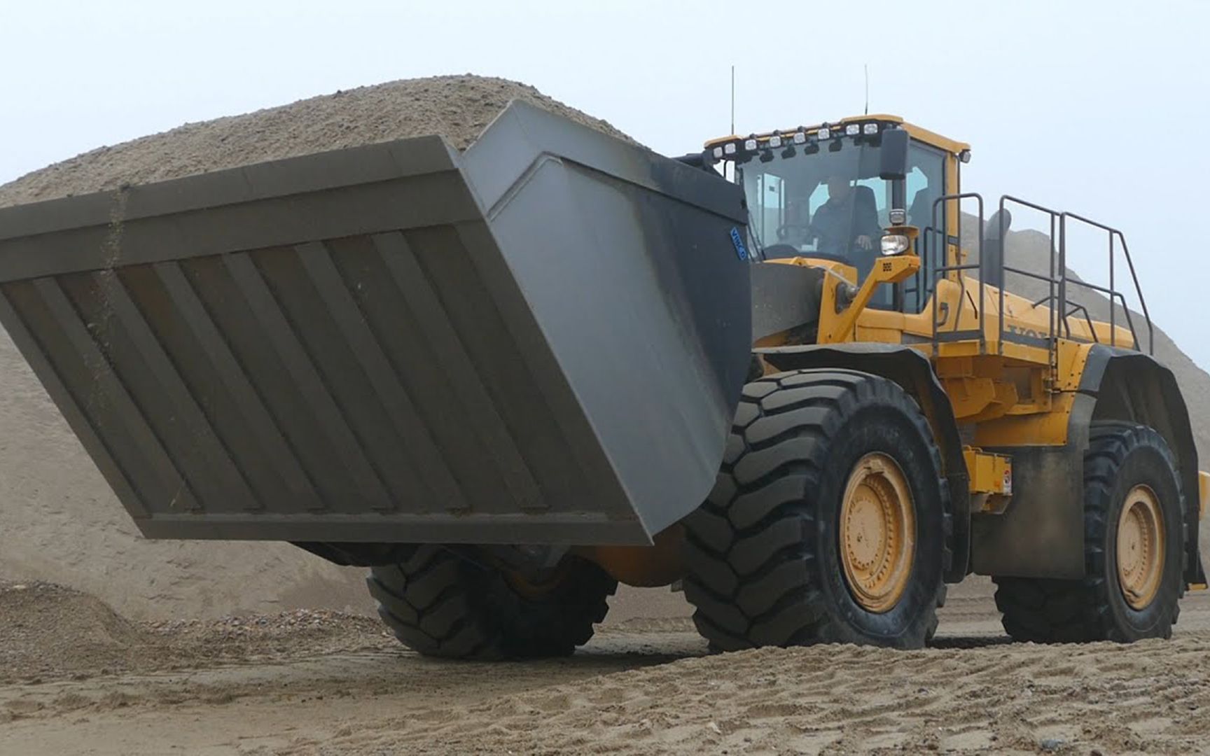 沃尔沃l350f 轮式装载机