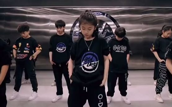 搬运抖音街舞少年臻臻20200217odog少年团