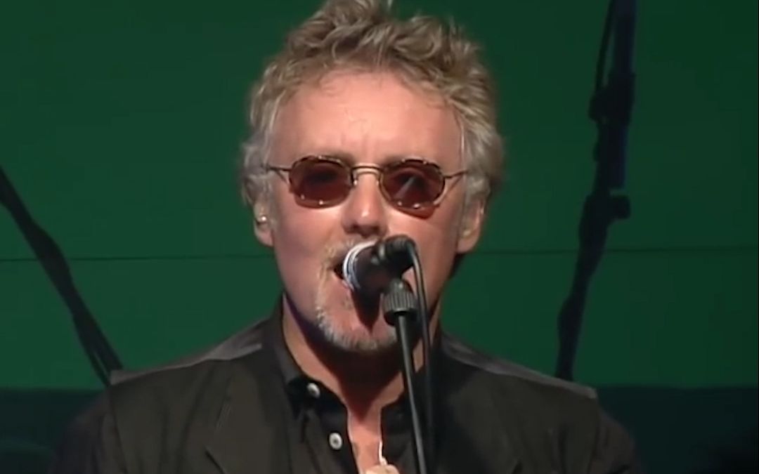 【roger taylor】《radio ga ga》 live at the cyberbarn