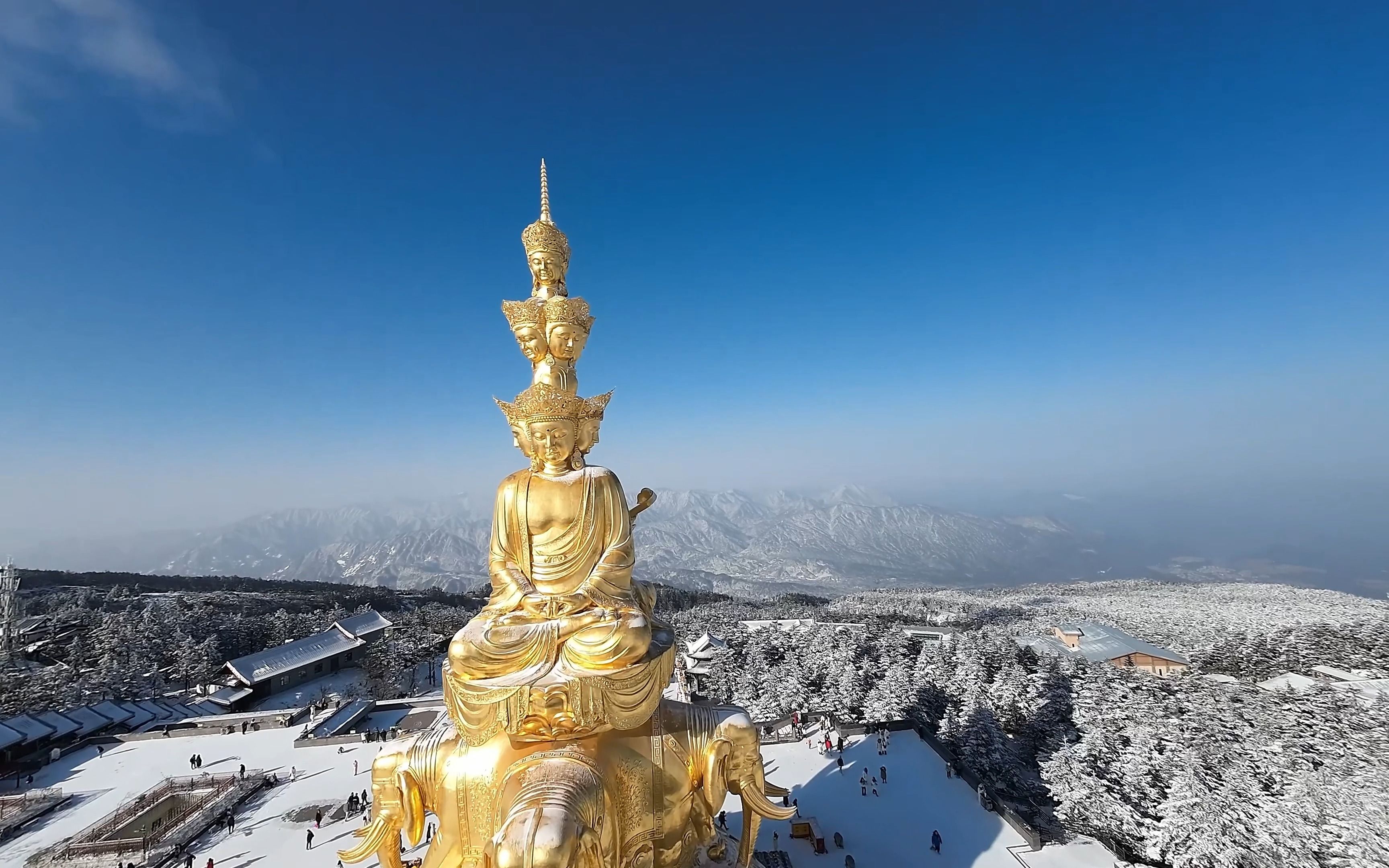 峨眉山金顶海拔图片