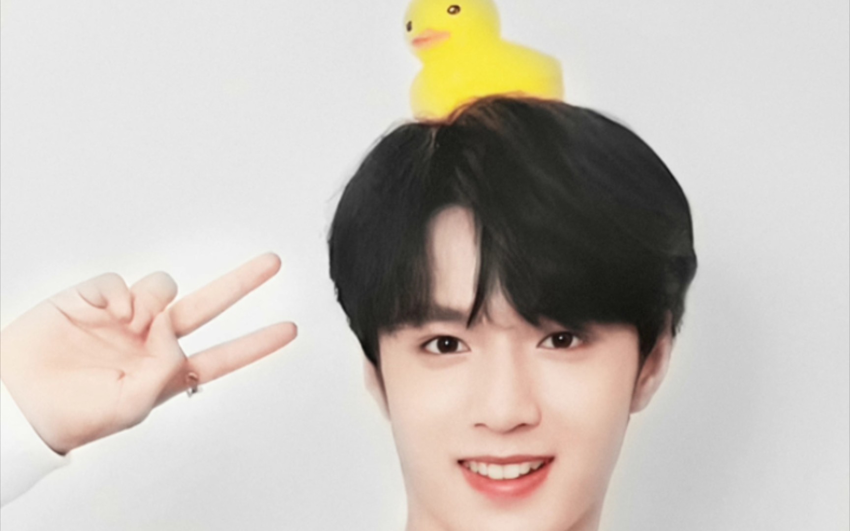 【刘耀文】文具开箱,刘耀文终于笑了