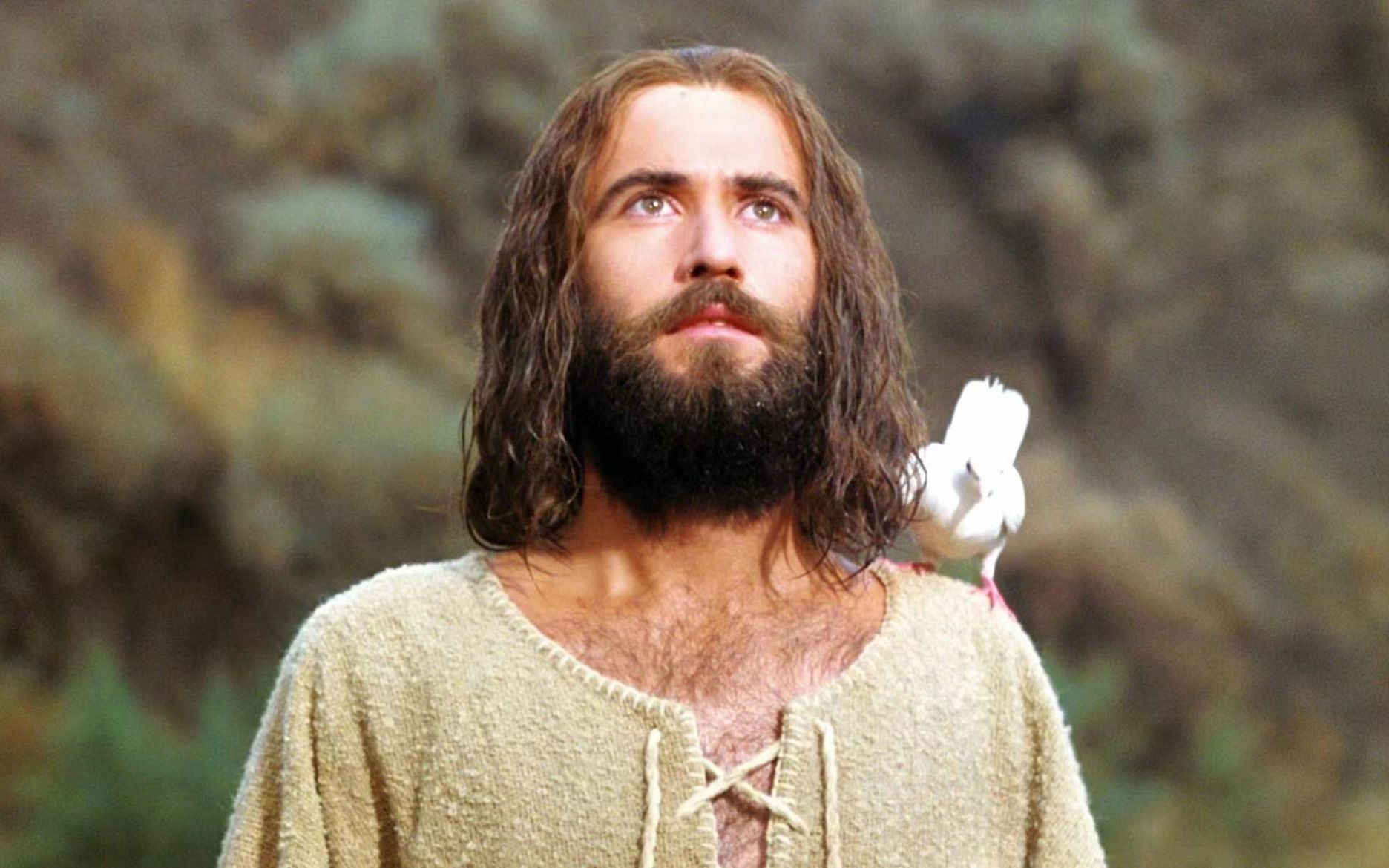 耶稣成功被施洗约翰洗礼,天空喜降白鸽,一部心灵救赎的影片