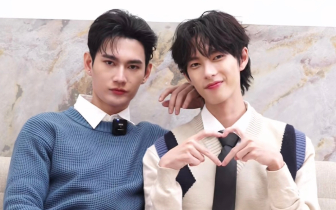 [poohpavel]两个幼稚园的小朋友!