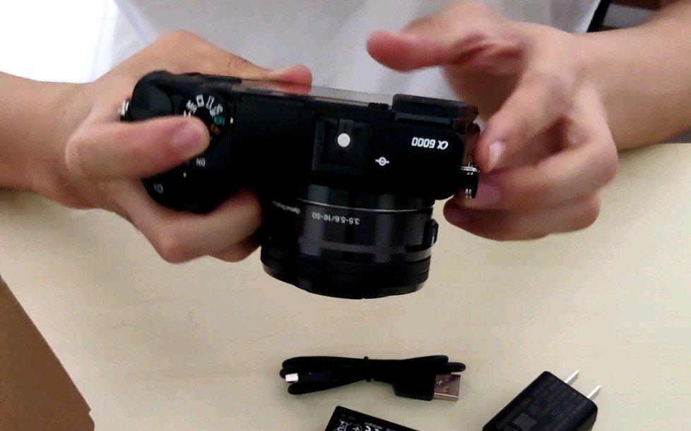 SONY A6000开箱 配件展示哔哩哔哩bilibili