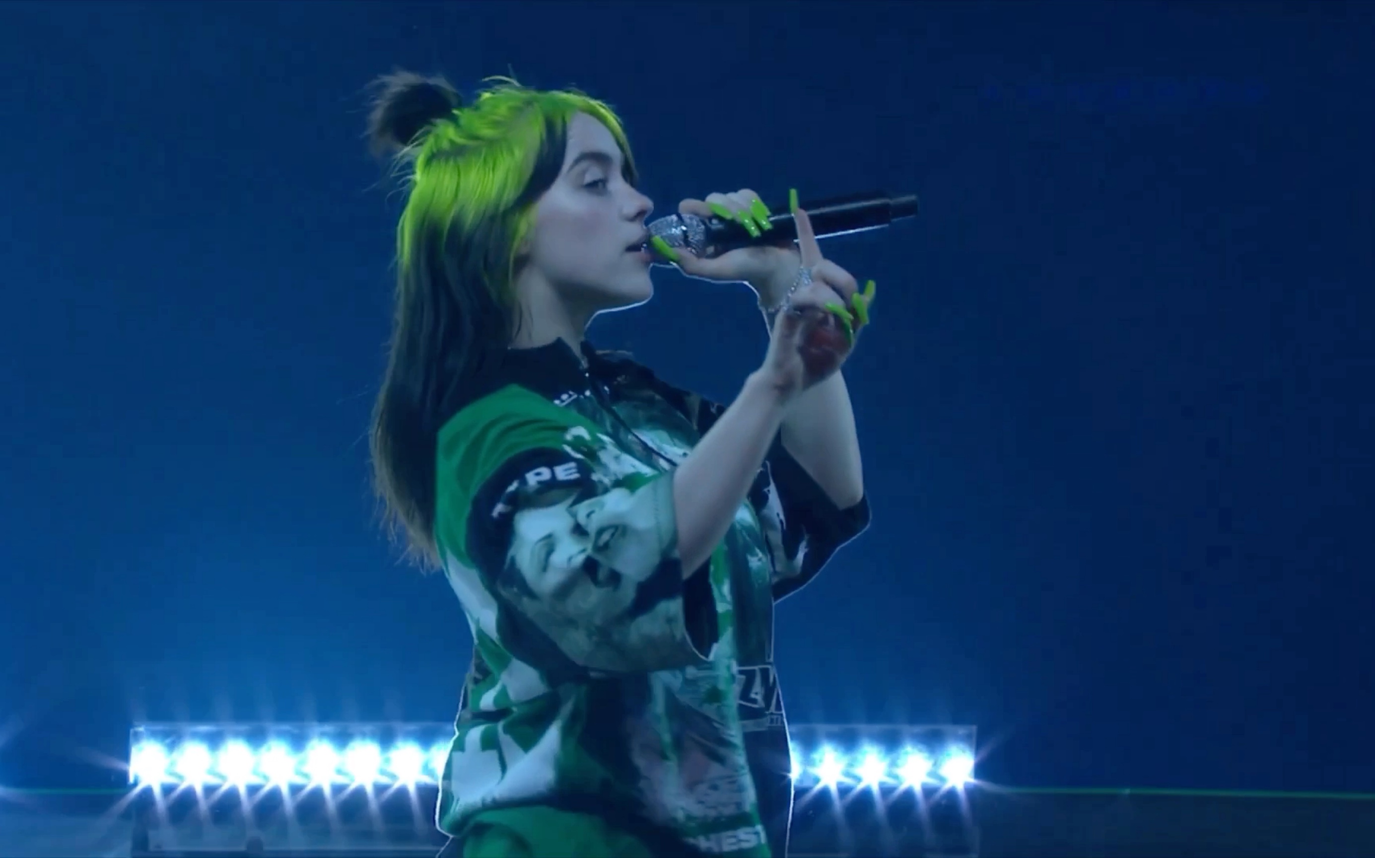 论蹦迪只服碧梨,bad guy you should see me in a crown最新现场