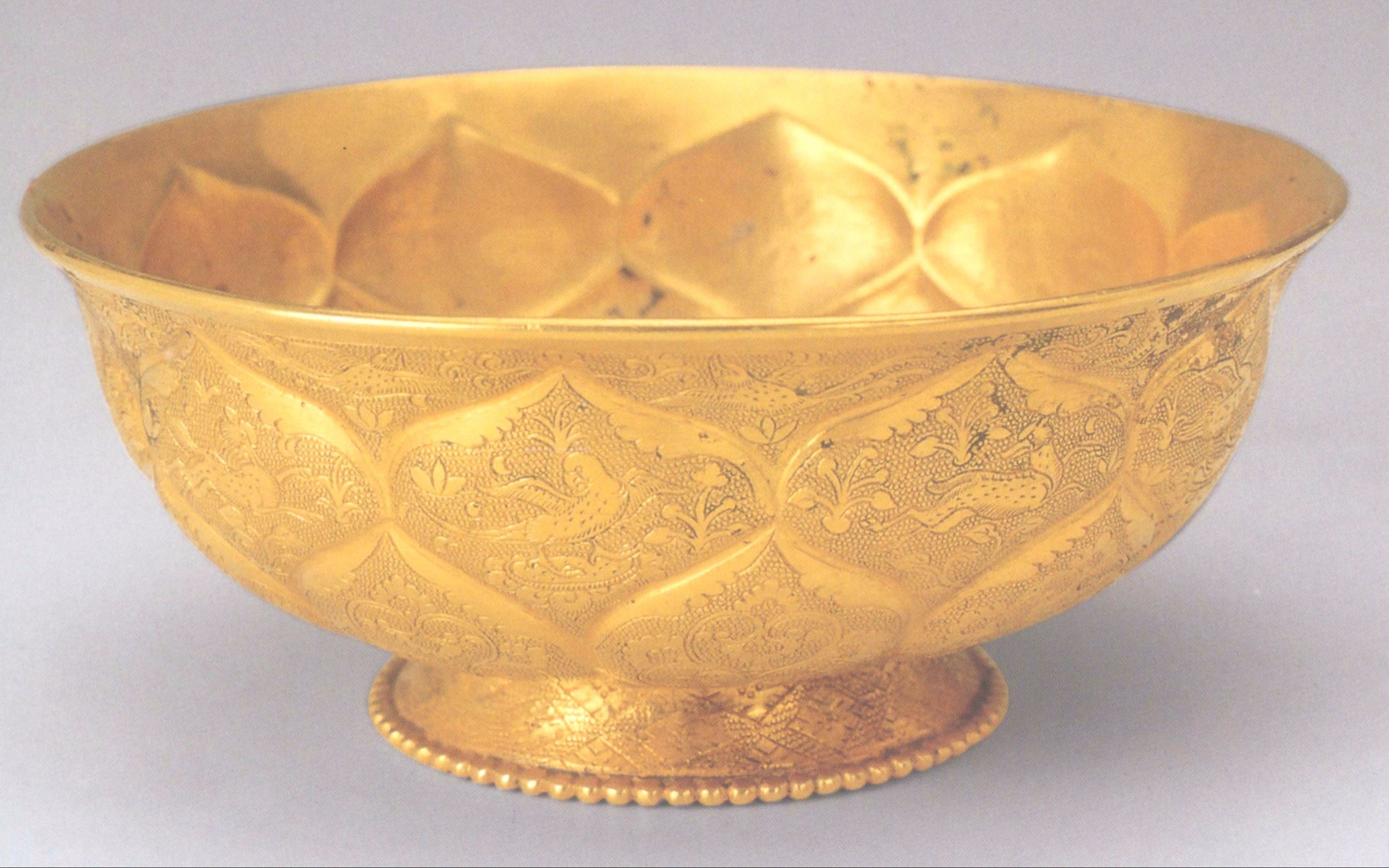 icntv「国宝档案」20110128–鸳鸯莲瓣纹金碗〔中语