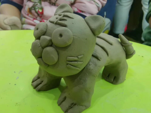泥塑小老虎