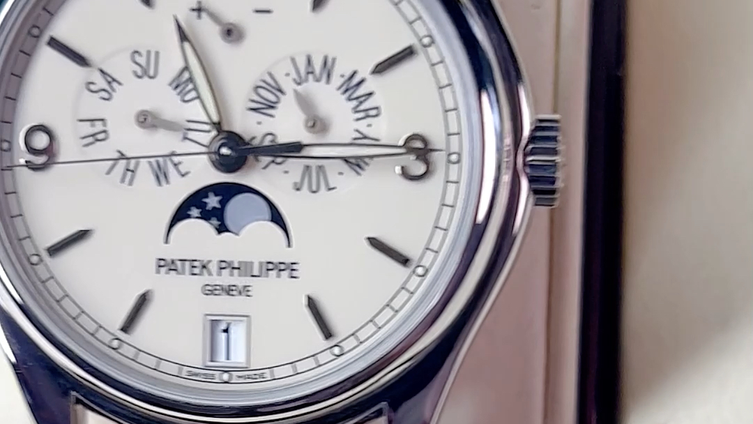 腕表分享 #百达翡丽 18k白金5146g-001#你值得拥有