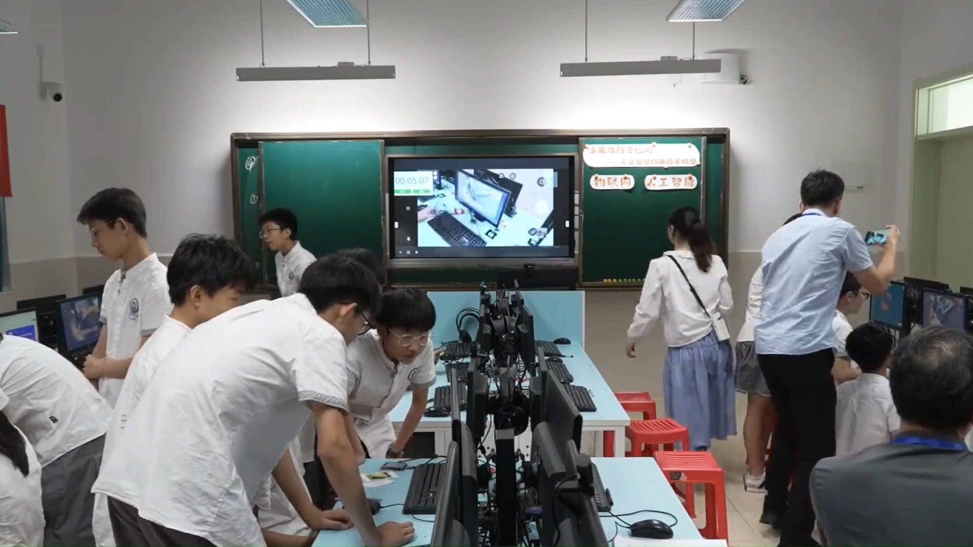 信息技术刷网课(信息技术在网课中有什么不足之处)