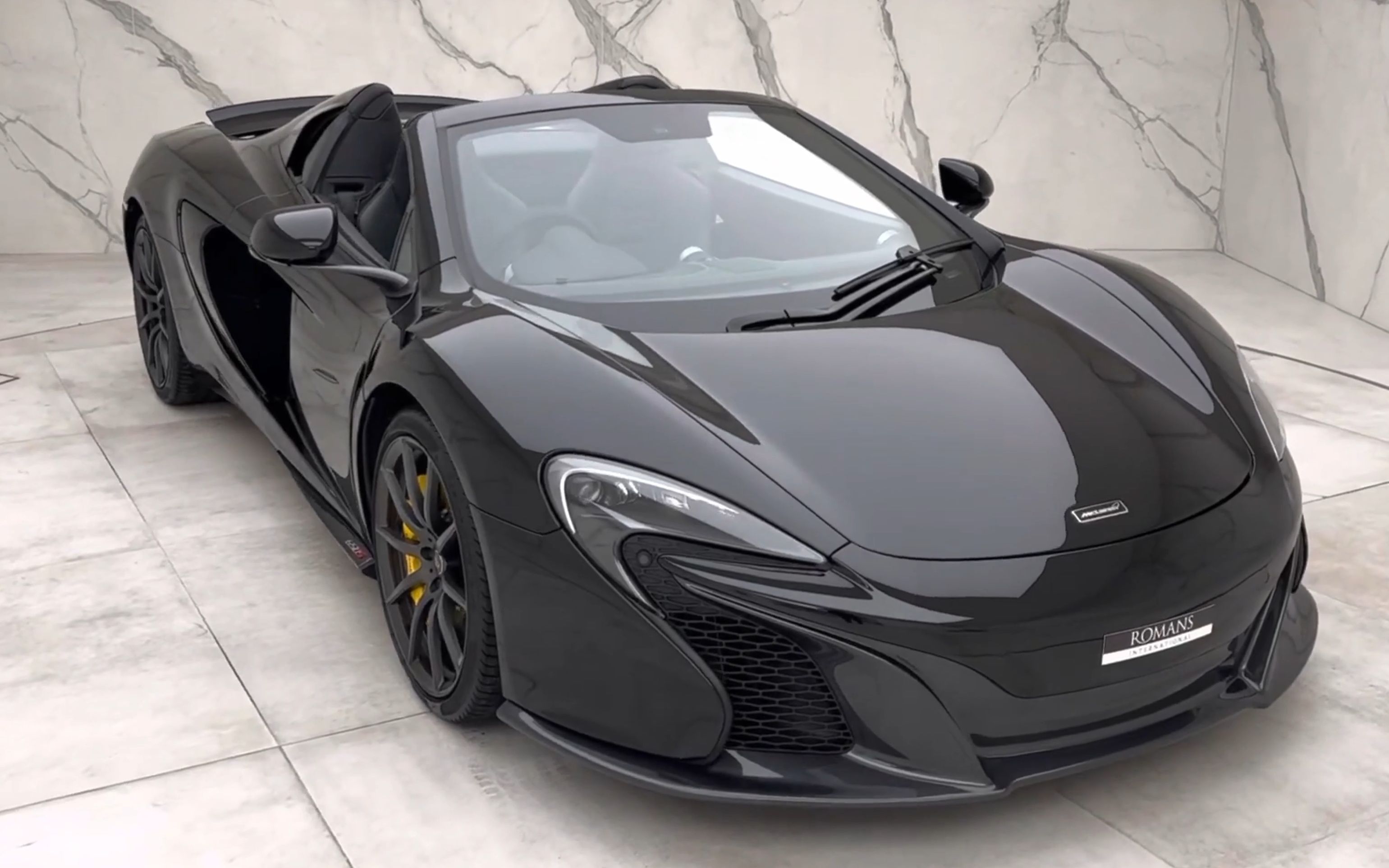 【4K鉴赏】迈凯伦 650S Spider (2016) Carbon Black哔哩哔哩bilibili