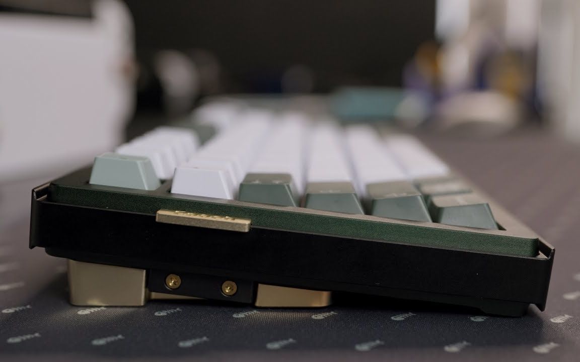 【转载】minterly - jelly 75 绿色样品 客制化键盘 组装 无字幕