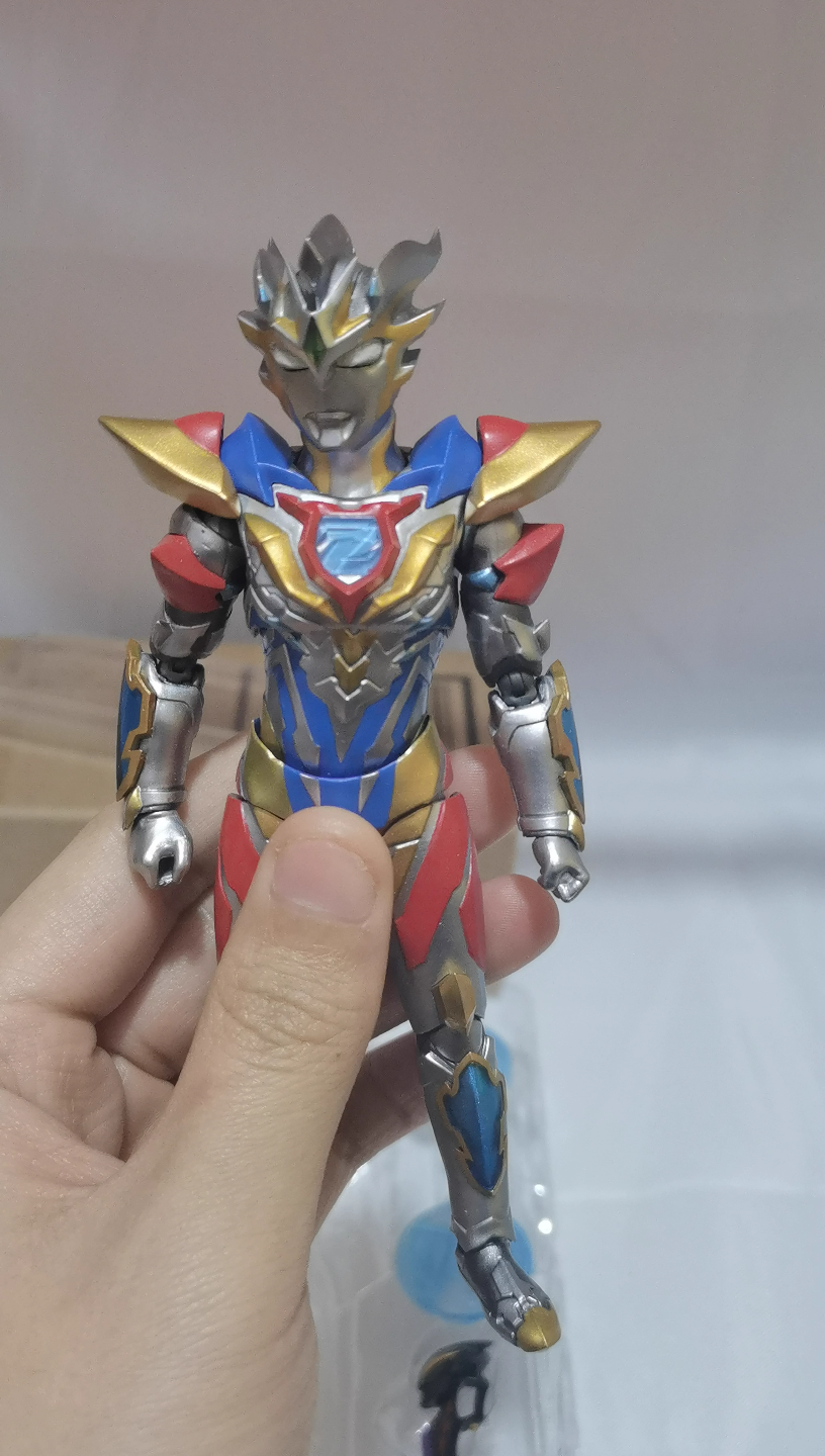 泽塔德尔塔天爪shf,加了一个胸灯