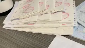 说啥也得辞职。做账是我，报税是我，核算工资等等还是我