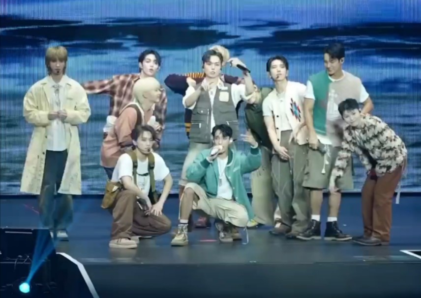 SEVENTEEN in CHICAGO & ROSEMONT 241024哔哩哔哩bilibili