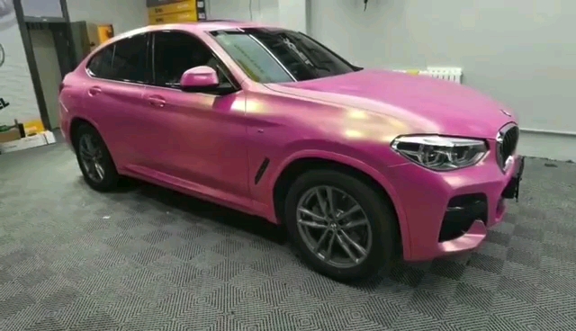 宝马哑面钻石金沙粉汽车改色贴膜效果