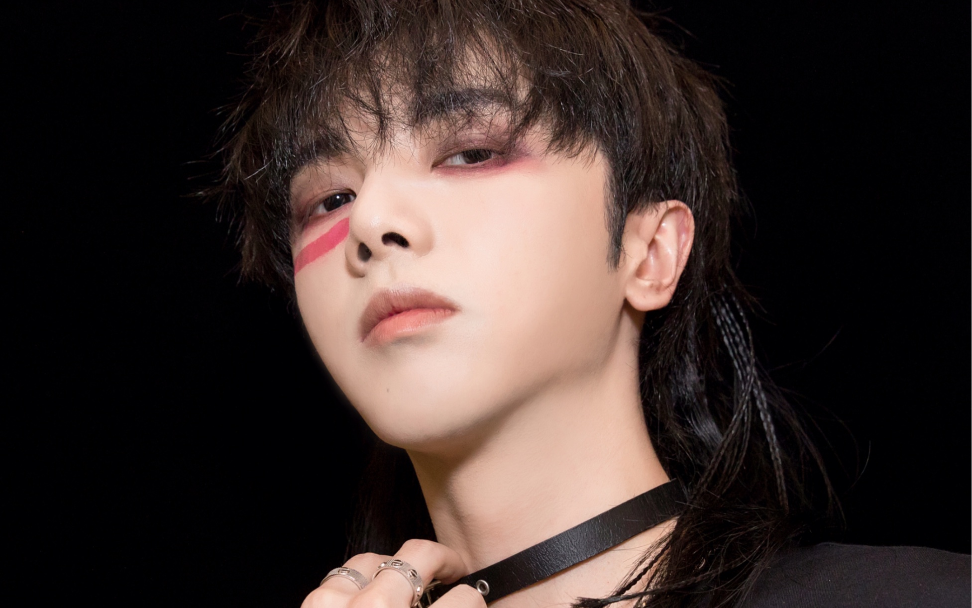 在火辣辣的城市看火辣辣的卷鹅