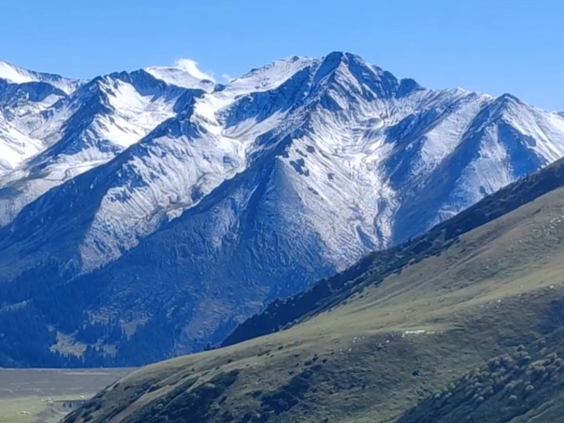 如果你不来看新疆,我就带满屏都是雪山的新疆来见你哔哩哔哩bilibili