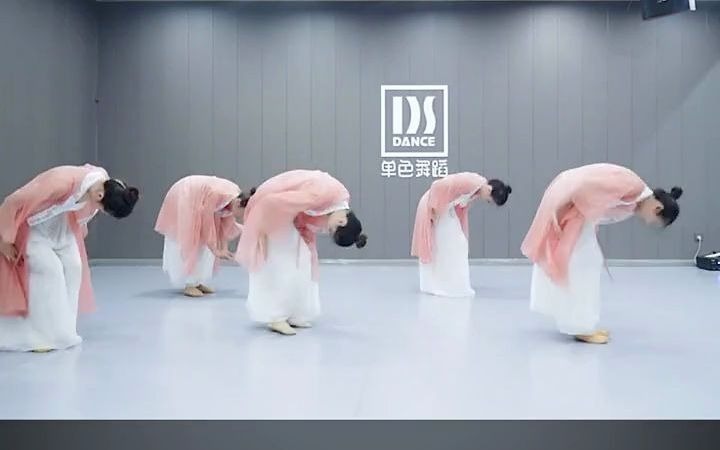 [图]古典舞《明月星河》超适合小仙女们学习哟～