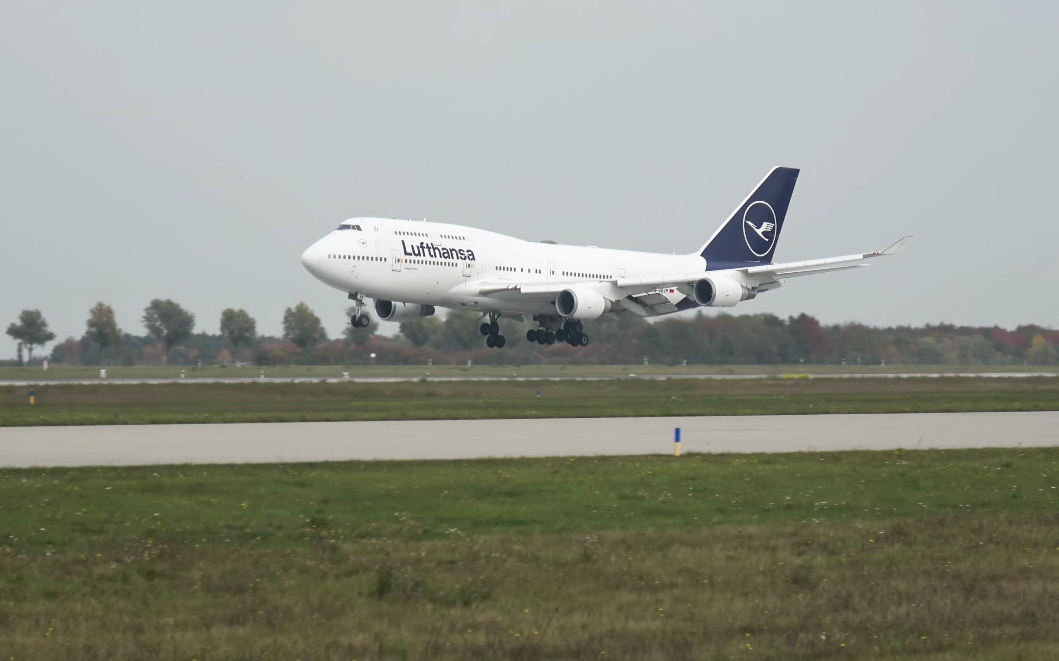 汉莎747-430|莱比锡/哈雷机场|4k