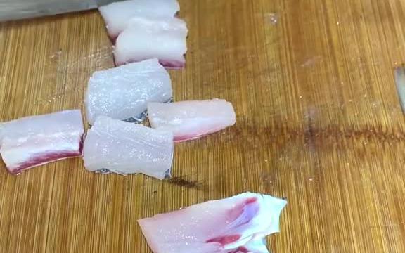 天门地方金典菜品滑鱼块入口丝滑鲜嫩轻呡既化