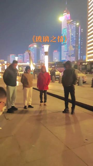 [图]“如果你太累 及时地道别没有罪 牵手来 空手去 ”，林夕的词，张国荣的曲，筑成了张国荣先生的最后一首传世名作🌹🌹