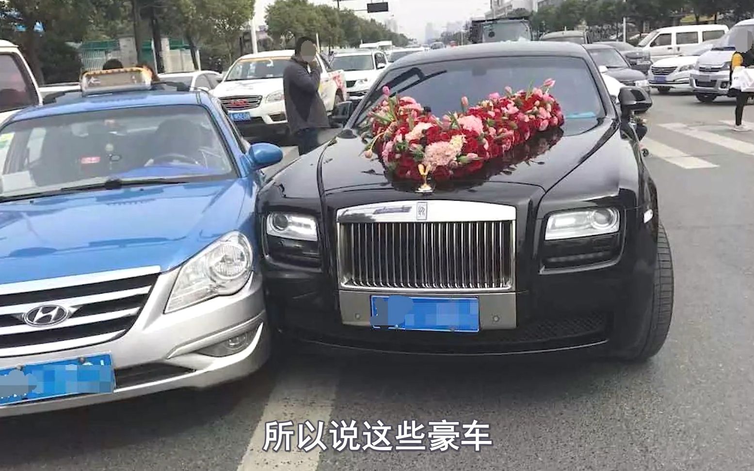 为什么老板开百万豪车,车险却只买交强险,老板:我太难了哔哩哔哩bilibili