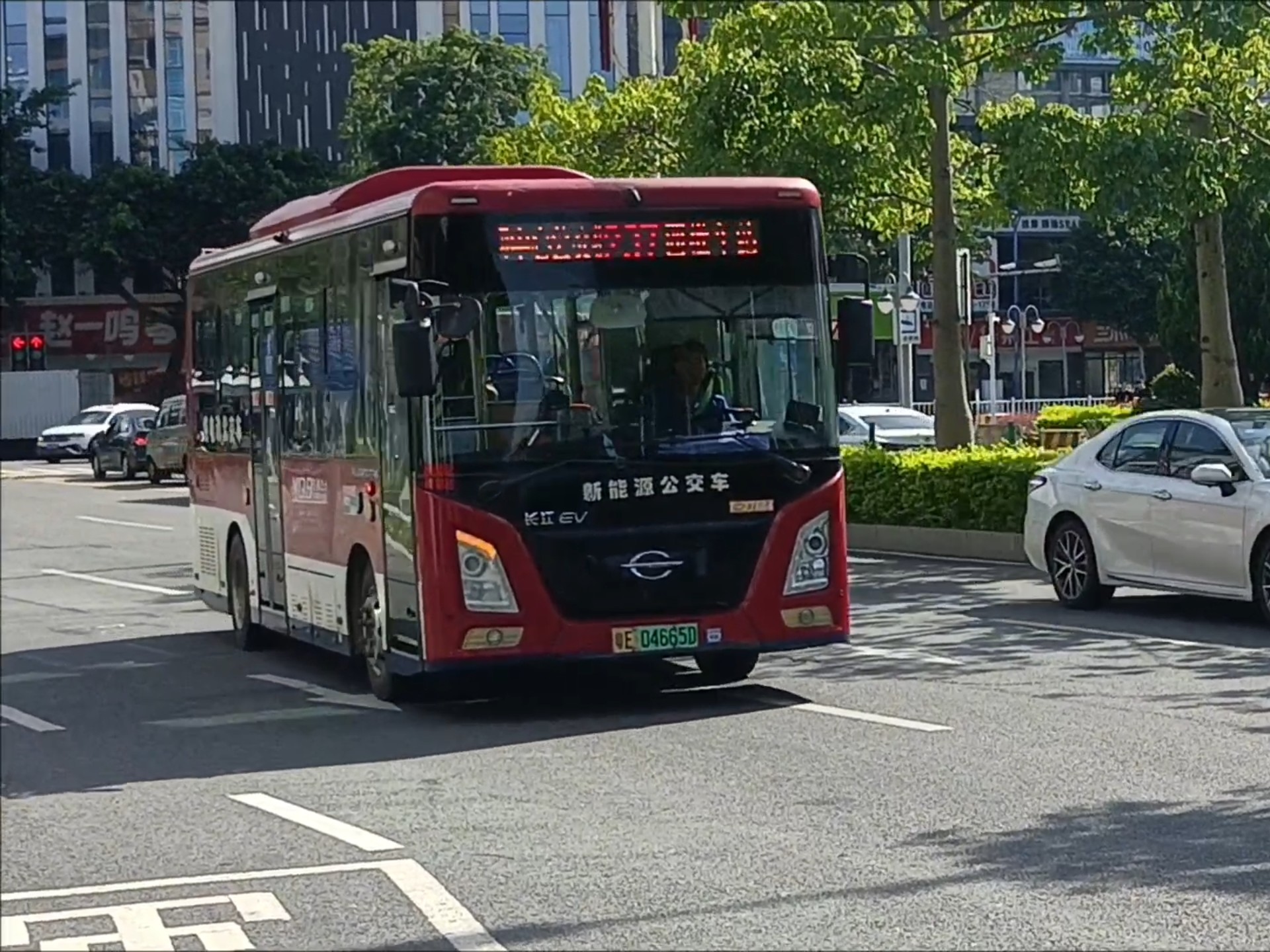 佛广烂大街的长江ev