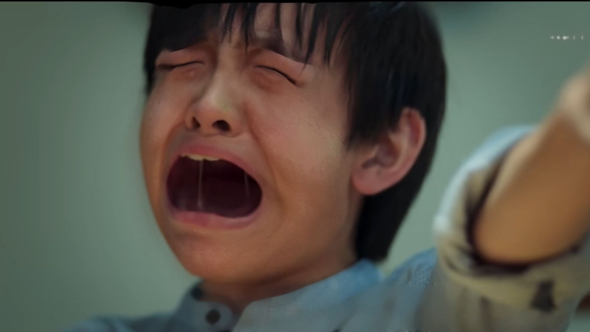 这分明就是，老叟洗顽童