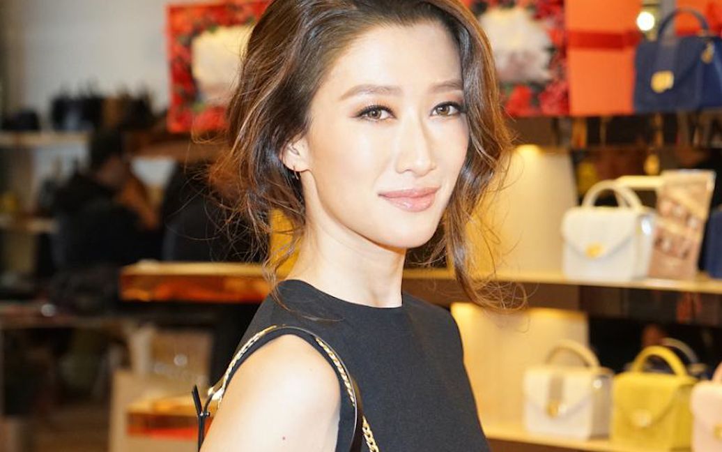 谢婷婷36岁至今未嫁,她有自己的婚姻观,一家都是多情之人