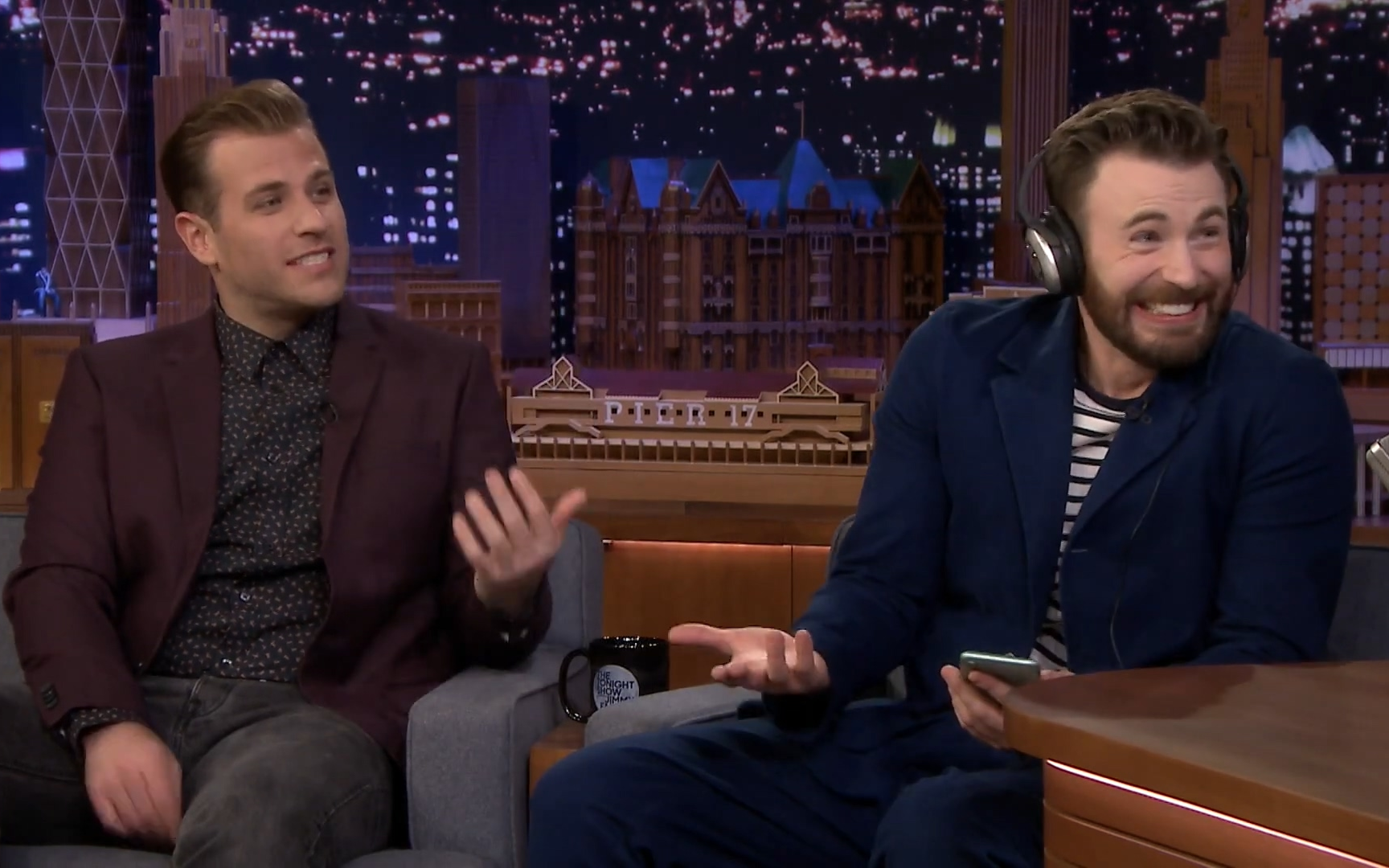 【吉米肥伦今夜秀】你就是个弟弟!桃总坑弟也是没谁了!