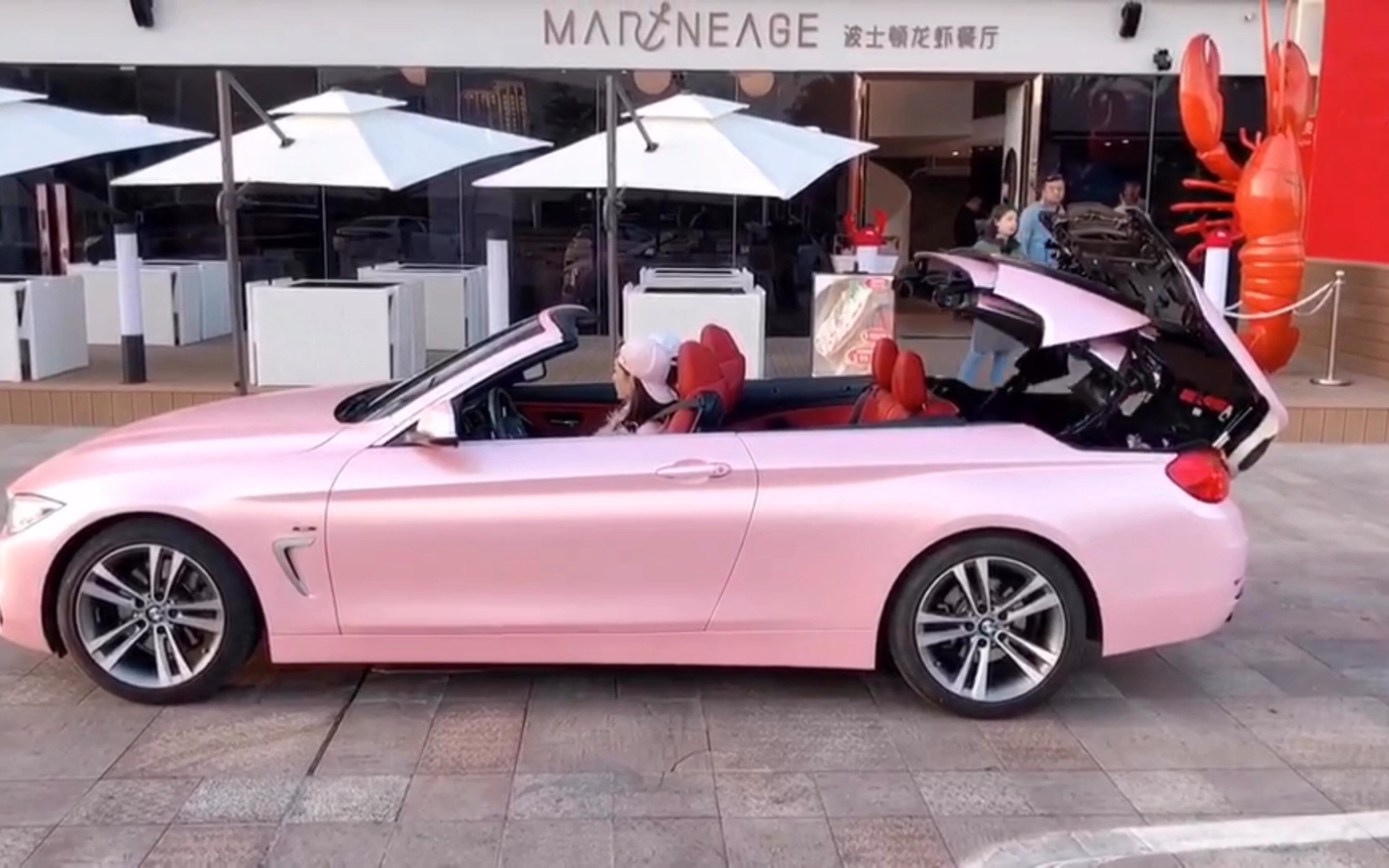 过年时候最适合小姐姐开回家的个性敞篷车,宝马4系敞篷