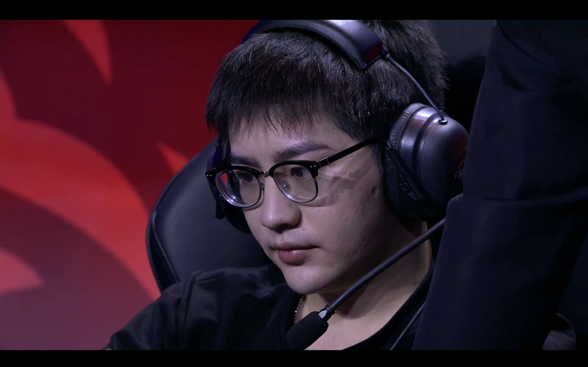 20180119 at vs cat 阿泰 猫神 solo大战 伪装 狗哥乱入一局 阿泰视角