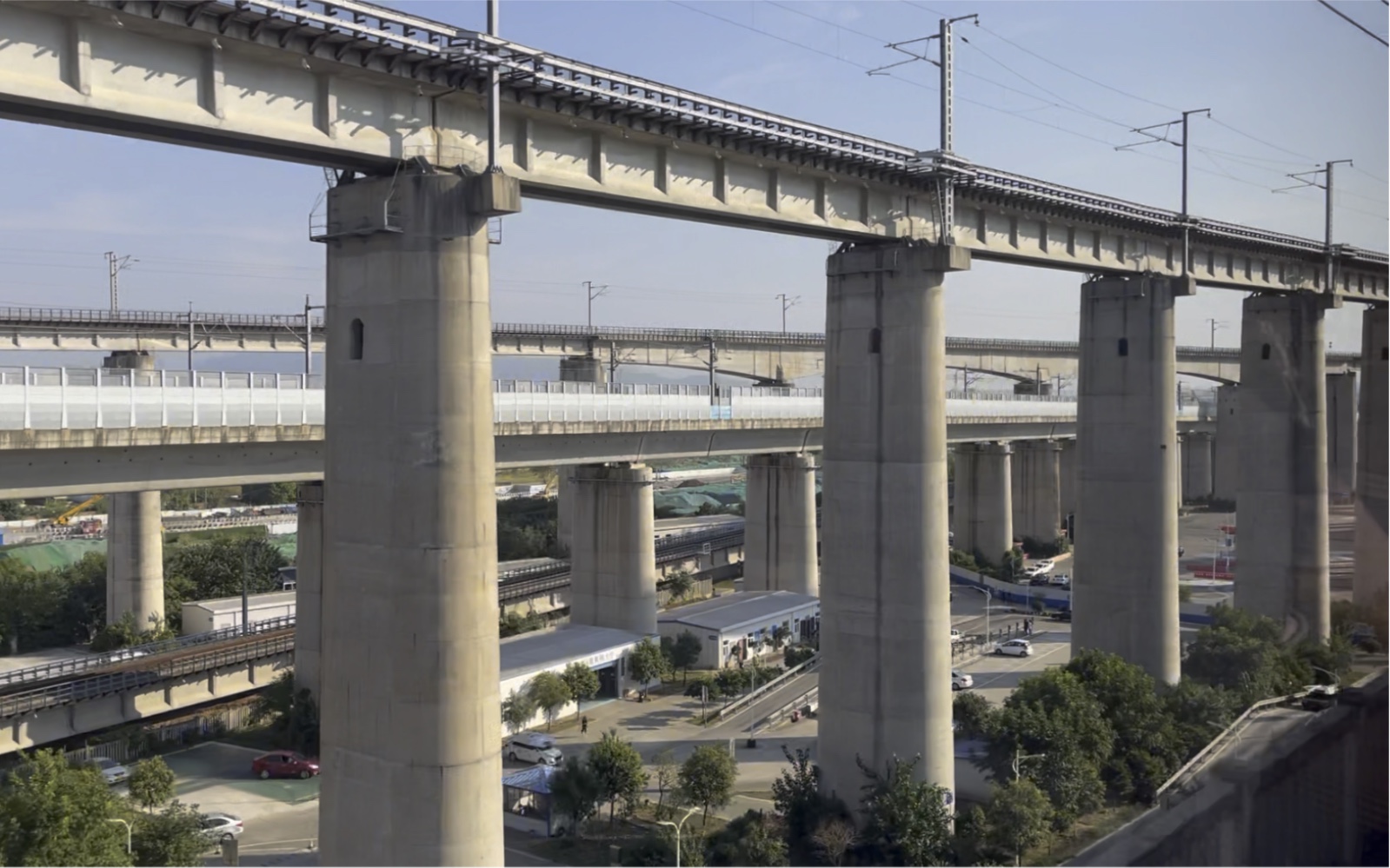 g7581次列车南京南站开出_哔哩哔哩_bilibili