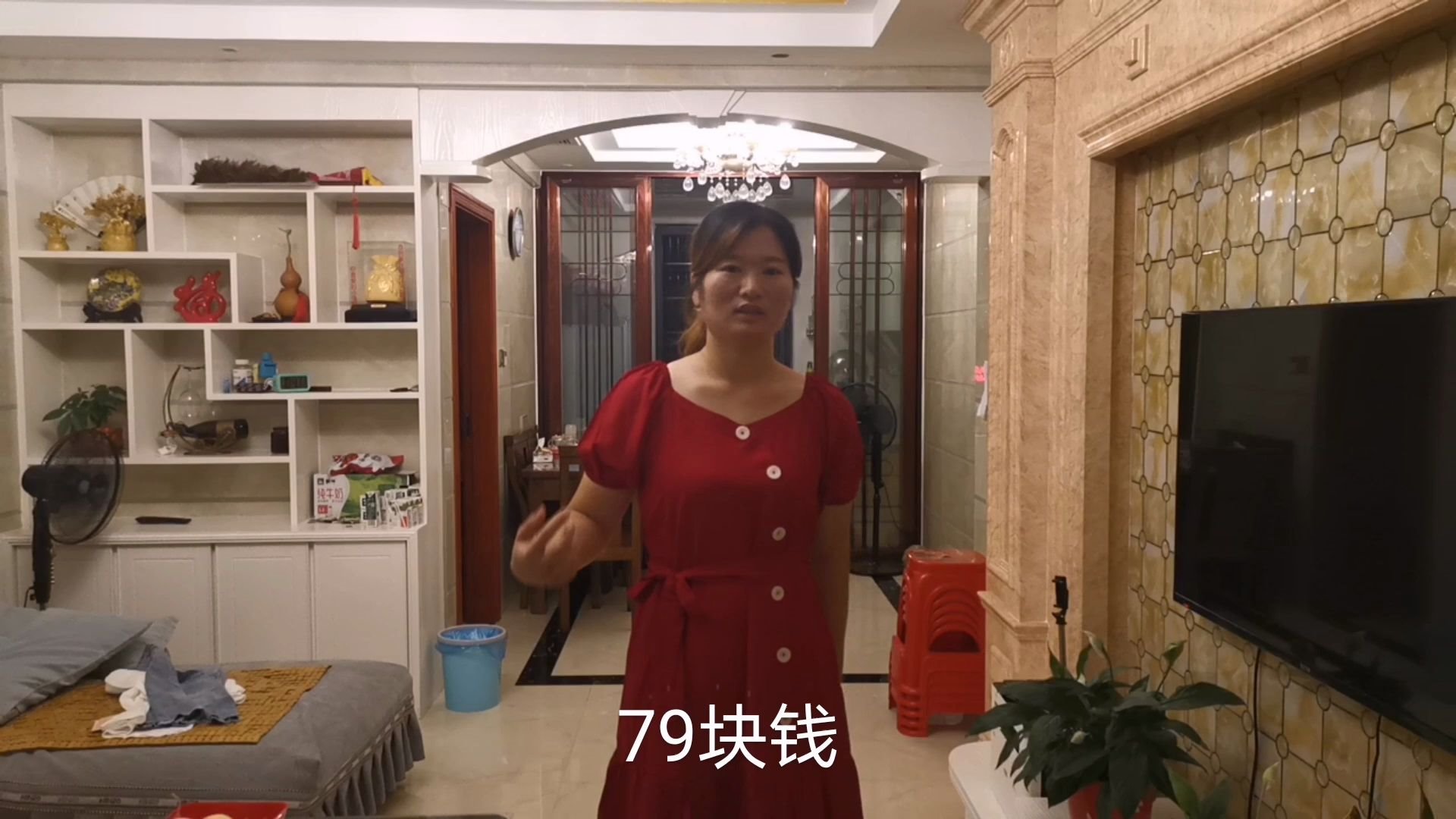 唯品会的衣服真是物美价廉,花79买了条连衣裙,效果居然还不错哔哩哔哩bilibili