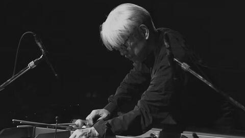 坂本龍一」 plays the piano 2009_哔哩哔哩_bilibili