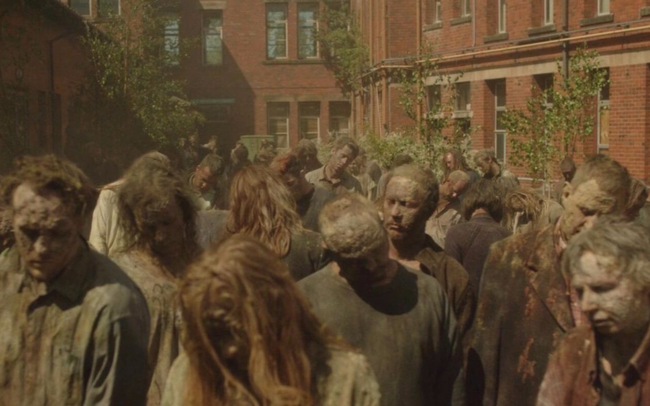 全城感染丧尸病毒后丧尸没东西吃集体进入休眠期