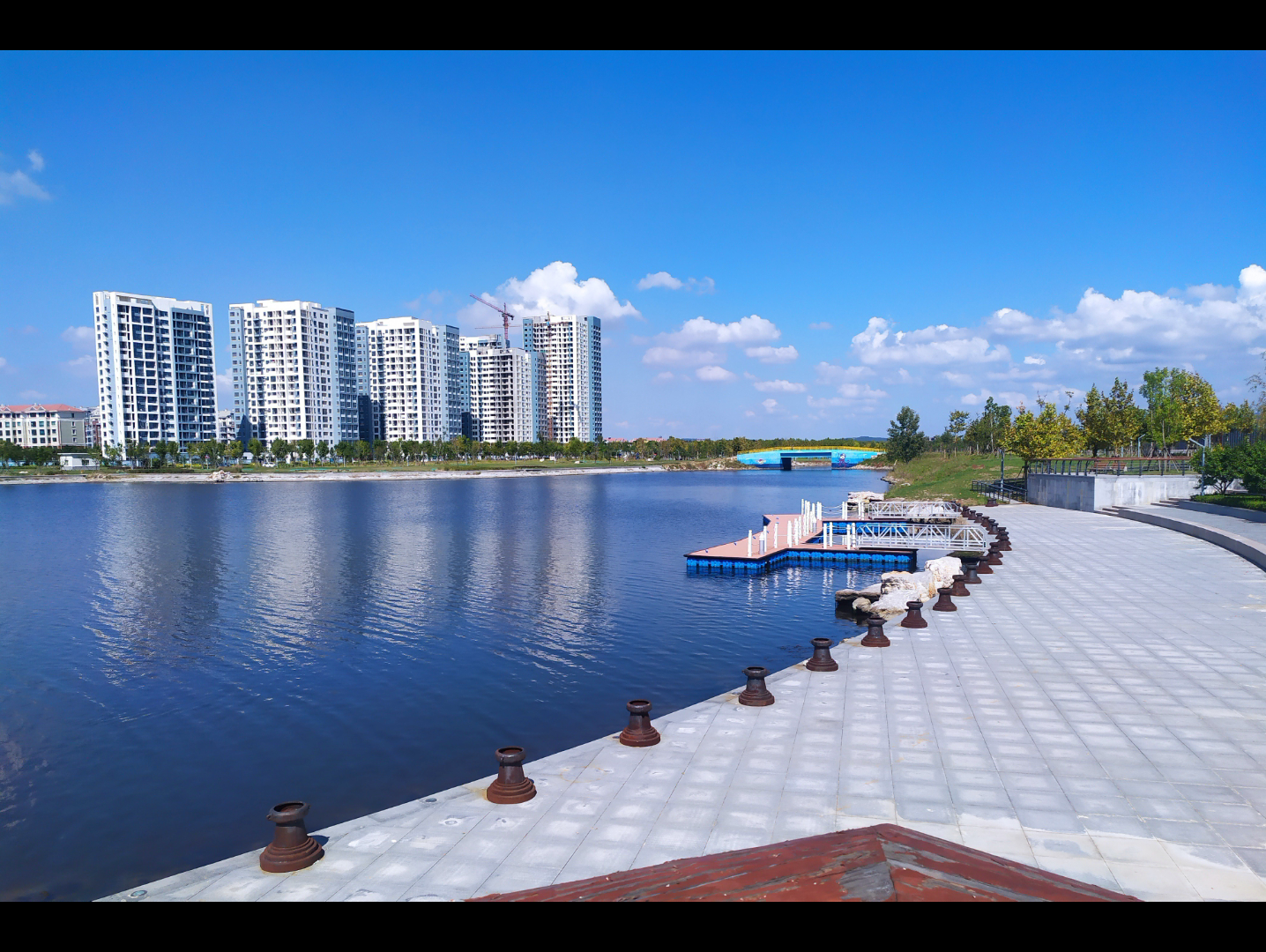 生活在鬼城乳山银滩的每一天