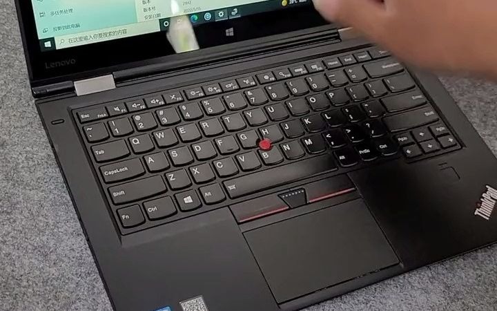 联想x1 联想Thinkpad X1 Yoga 高配i76600U,16G内存 512G固态硬盘,14寸1920X1080触摸屏,指纹,360度旋转屏 无线哔哩哔哩bilibili