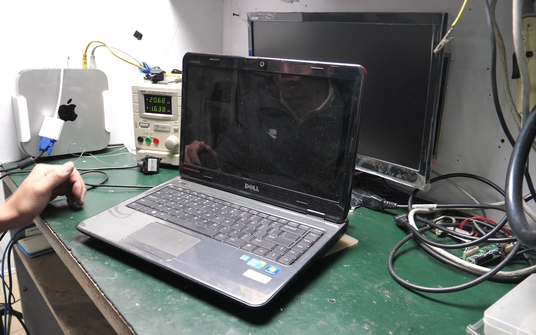 没有新意的雷神g150s不开机维修案例2戴尔n4010开机不显维修