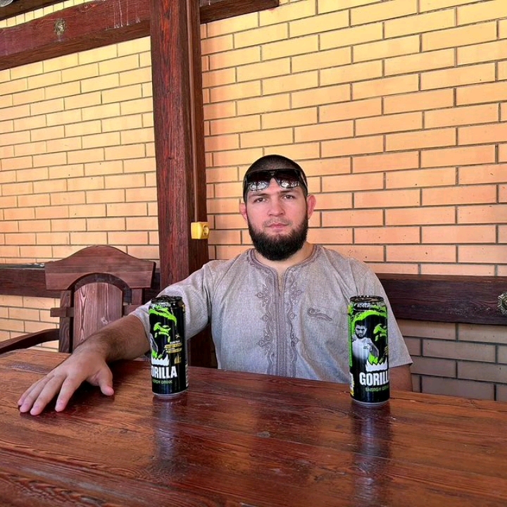 ufc小鹰哈比布在迪拜