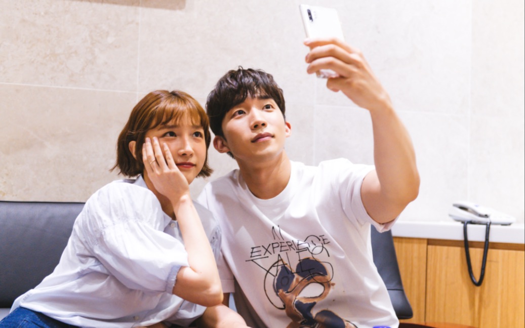 亲家cp电台节目出演前短视频中字～【李相二x李础