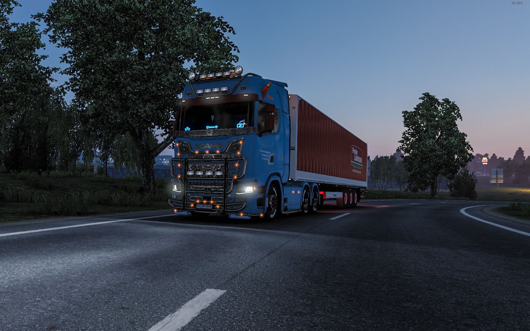 欧卡2开斯堪尼亚770s运输干水泥