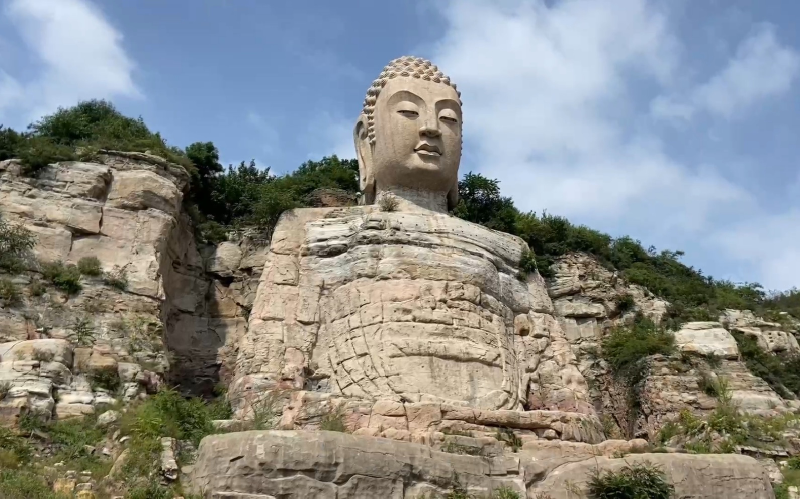 太原的蒙山大佛,消失600年后重见天日,太壮观了!哔哩哔哩bilibili