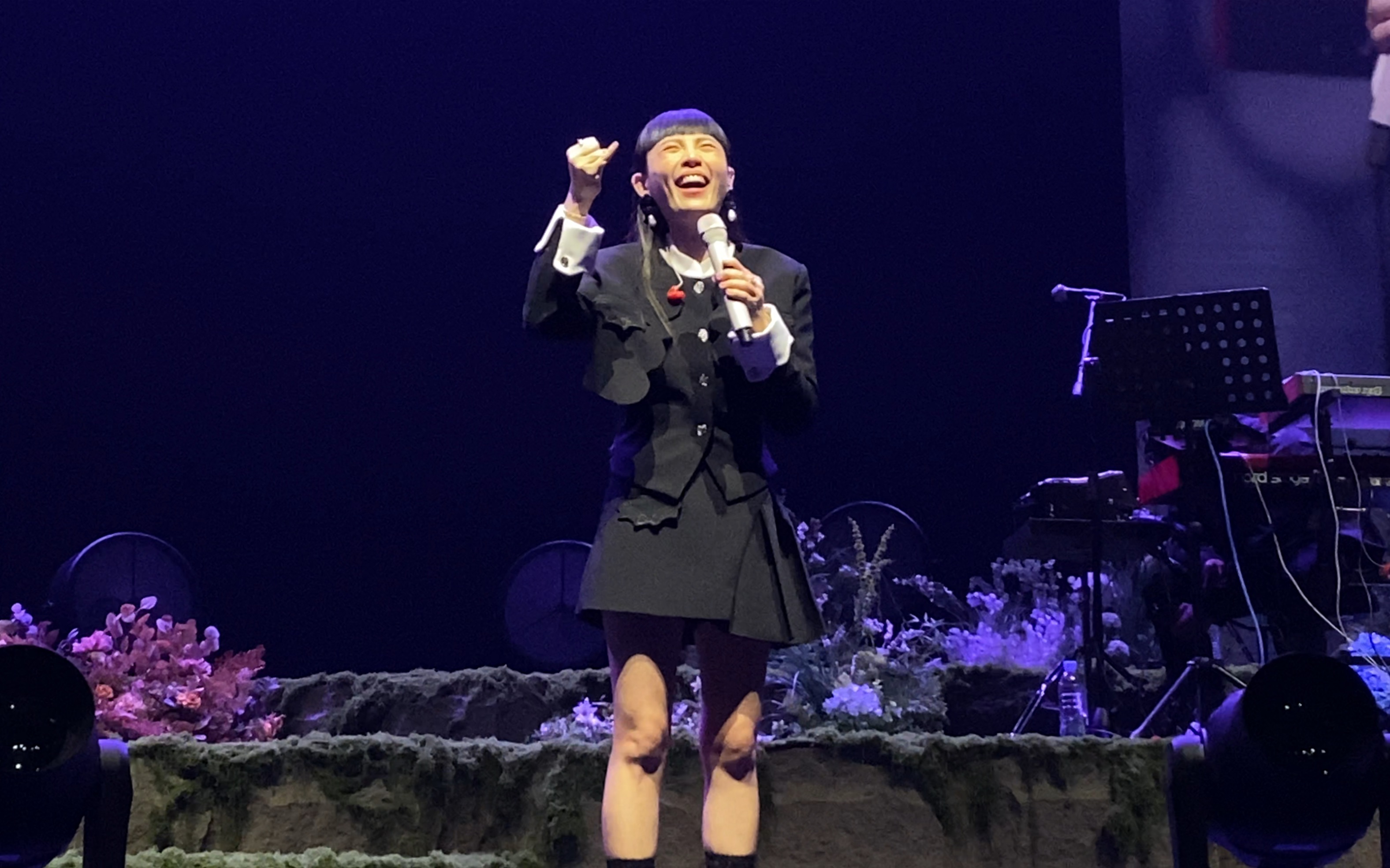 【waa魏如萱】talking part 3 :魏如萱现场教学四川话并控诉珍珠抄手