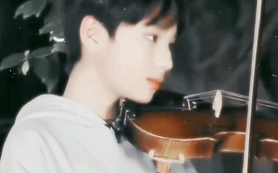 【王橹杰】这个会小提琴的小汁自带魅力有点吸人